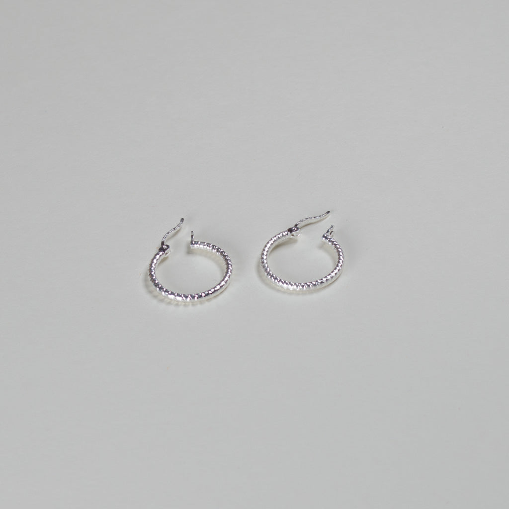 Authentic Mexican Sterling Silver Hoop Earrings — Petite Diamond-Cut, 19mm, 2mm Band — 925 MEX Stamped